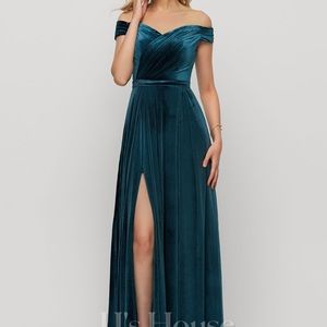 JJ’s house black velvet formal